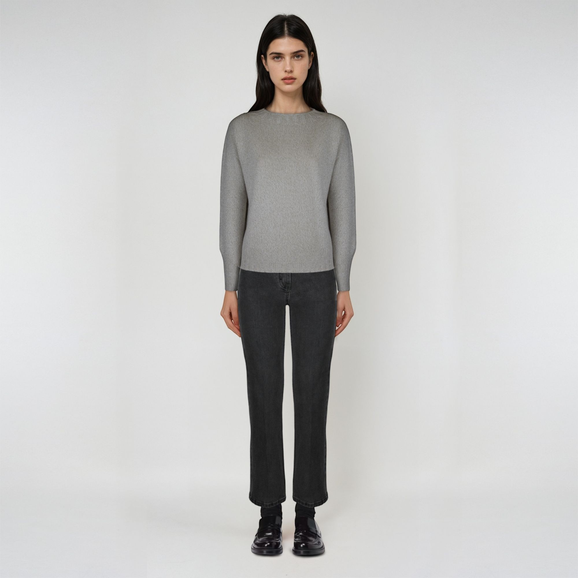 images/virtuemart/product/HELLEH EREDI PISCOPO Girocollo finezza 7 lurex AF8250 BEIGE on model.jpg